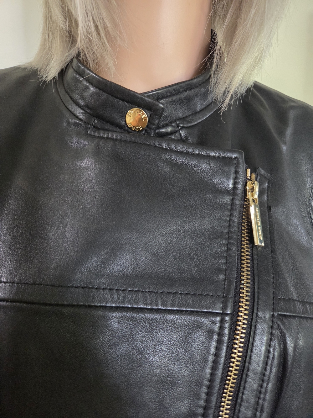 Michael Kors Womens Black Leather Moto Jacket w/Gold Hardware Size 16 - Picture 4 of 14
